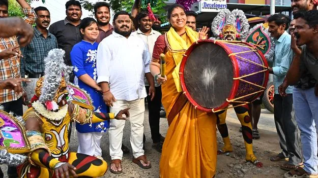 జడ్పీటీసీలను ‘కాసు’కునేదెవరు?