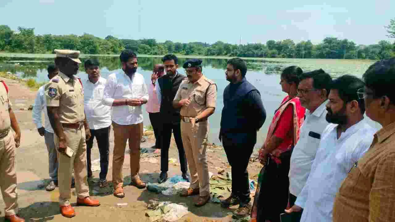గణపతి నిమజ్జనానికి ఏర్పాట్లు పూర్తి