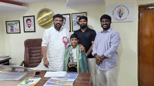 ఇన్‌లైన్‌ స్కేటింగ్‌లో భవిష్‌ అదరహో