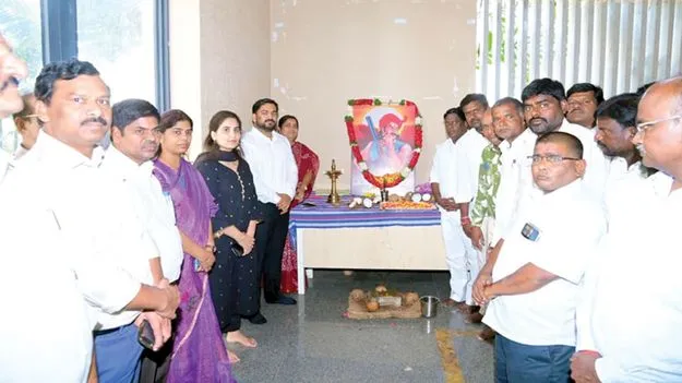 పండుగ సాయన్న జీవితం ధైర్య సాహసాలకు ప్రతీక