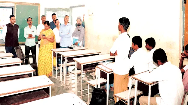 విద్యార్థులు బడికి గైర్హాజరు కావొద్దు