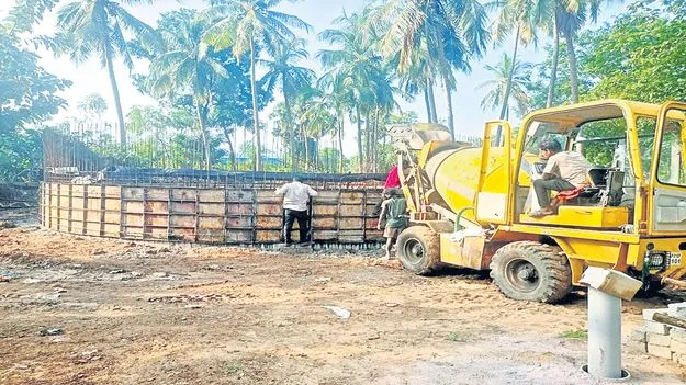 పేదల కాలనీలకు తాగునీరు