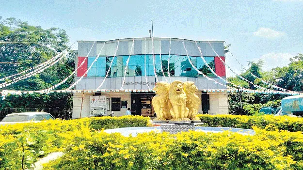 ఆశావహుల్లో సందడి