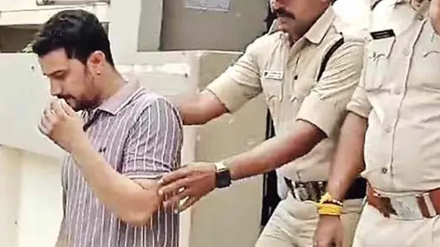 రాజమండ్రి జైలుకు సాదిక్‌ఖాన్‌ 