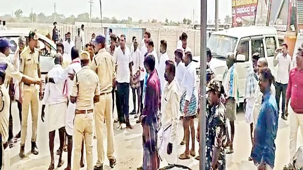       నామినేషన్లలో ఉద్రిక్తత 