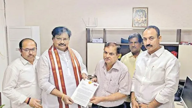 వైసీపీ దౌర్జన్యాలు, విధ్వంసాలపై చర్యలు తీసుకోండి