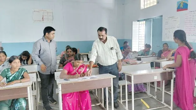 మహిళల్లో అక్షర వికాసం పెంచడమే లక్ష్యం