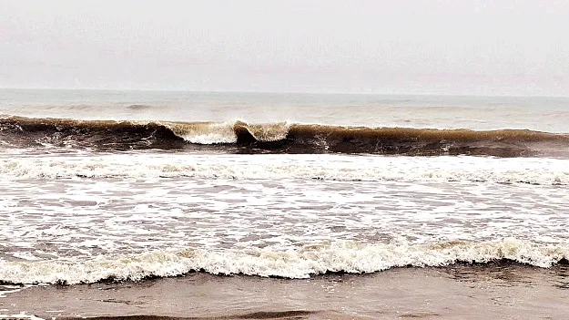 over raining ‘అల’ జడి