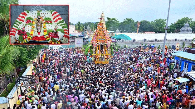 రాజా గణపతికి రథ విహారం 