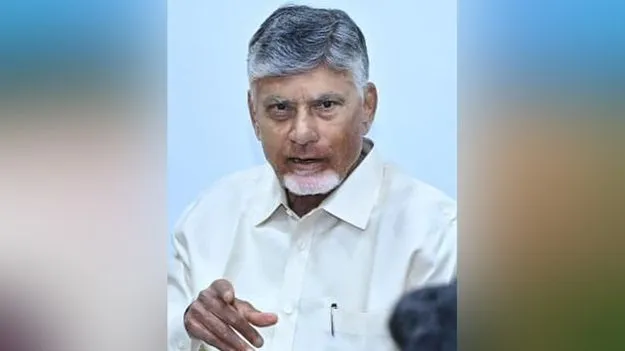 అభ్యర్థులెవరో చూడొద్దు!