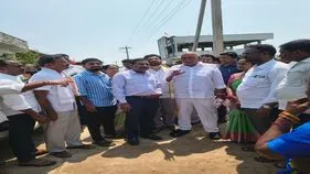 ప్రజల సమస్యలు పరిష్కరించడమే లక్ష్యం