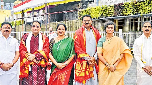 శ్రీవారి సేవలో హైకోర్టు న్యాయమూర్తి