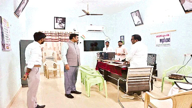  రెండోరోజు జోరుగా నామినేషన్లు