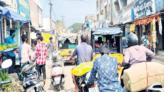 ట్రాఫిక్‌ పద్మవ్యూహం