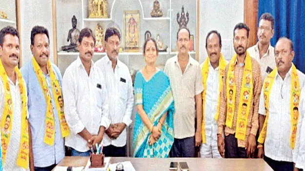 టీడీపీలోకి భారీగా చేరికలు