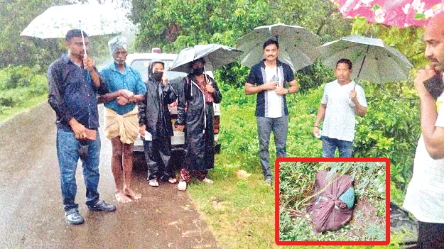 బంగారం కోసమే చంపేశారా?
