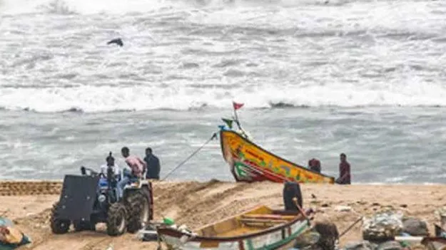 కోనసీమ మత్స్యకారుల ఆచూకీ లభ్యం