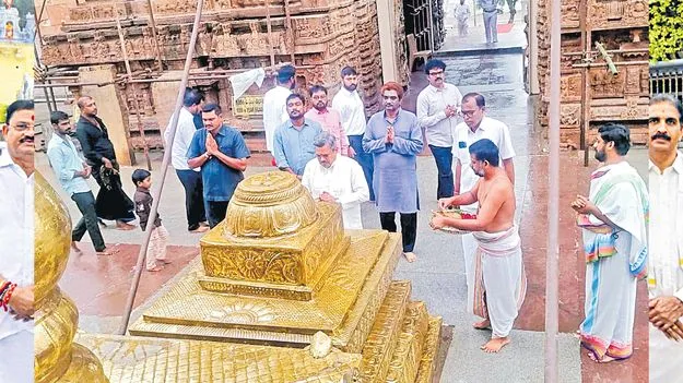 కోదండరాముడి సన్నిధిలో జస్టిస్‌ లక్ష్మణ్‌రావు 
