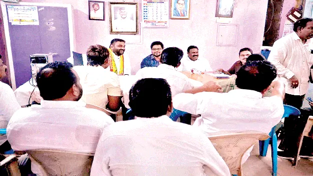  ప్రజలను అప్రమత్తం చేయాలి