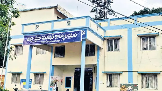 తేలని సీట్ల పంచాయితీ
