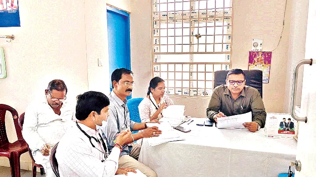  ప్రభుత్వ ఆస్పత్రులపై నమ్మకాన్ని పెంచండి