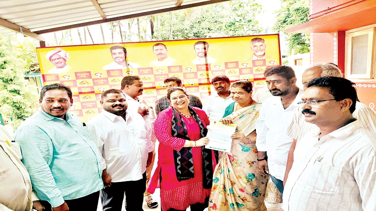 టీడీపీ బలోపేతానికి కృషి చేయండి