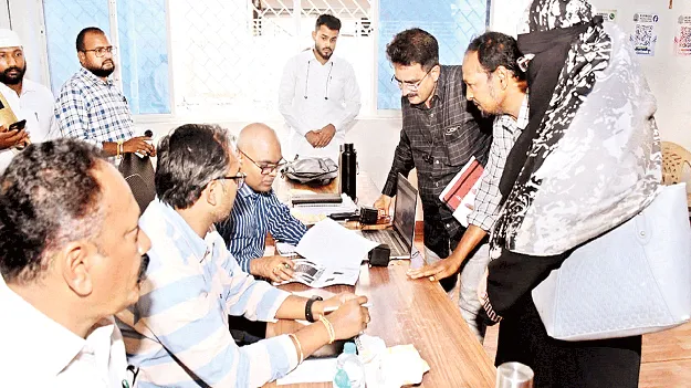 అర్జీలను గడువులోగా పరిష్కరించండి