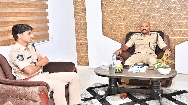 ఎన్నికల నిర్వహణకు పటిష్ఠ భద్రత