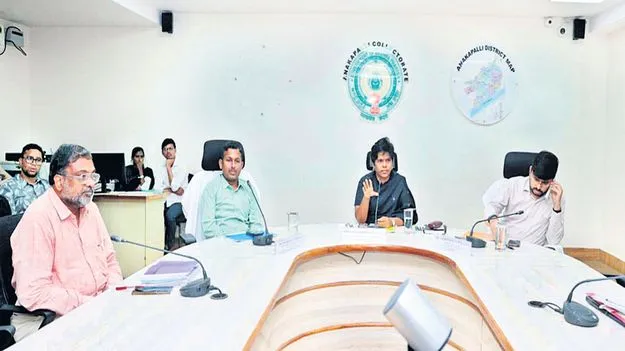 ఎన్నికల నిర్వహణలో మైక్రో అబ్జర్వర్ల పాత్ర కీలకం