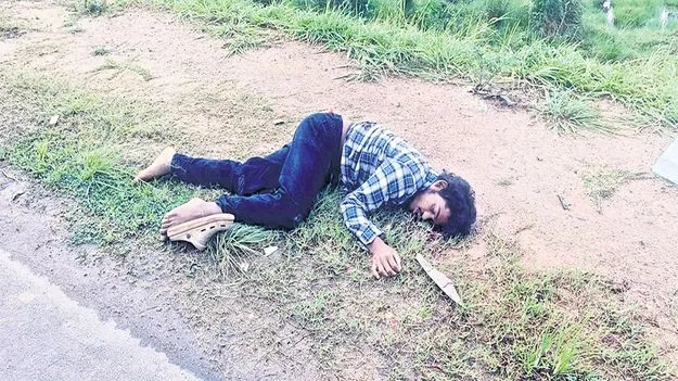 రోడ్డు ప్రమాదంలో ఒకరి మృతి