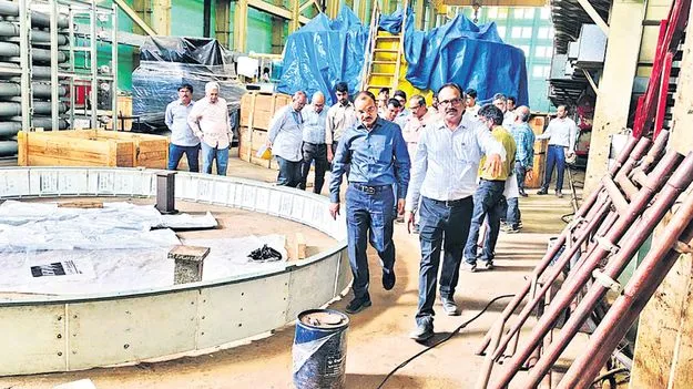 డిసెంబరులో పొల్లూరు ఐదో యూనిట్‌ విద్యుదుత్పత్తి ప్రారంభించాలి 