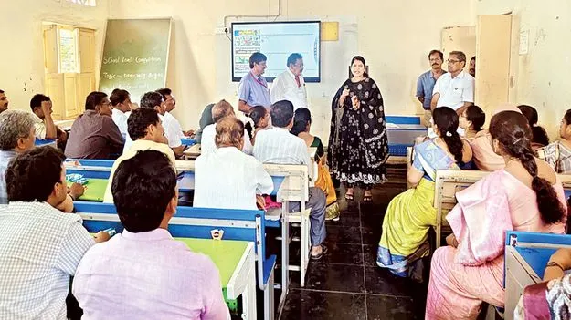 నిష్పక్షపాతంగా విధులు నిర్వహించండి 