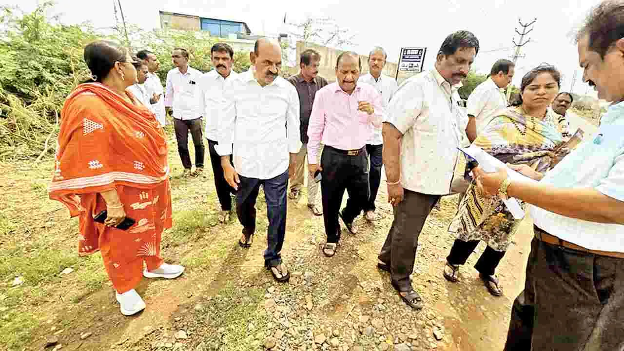 విధుల్లో నిర్లక్ష్యం వహిస్తే చర్యలు