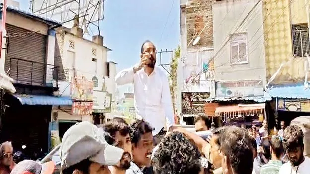 రెచ్చగొడుతున్నారు..!