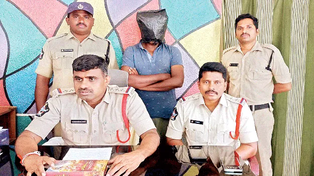 హత్య కేసులో నిందితుడి అరెస్టు