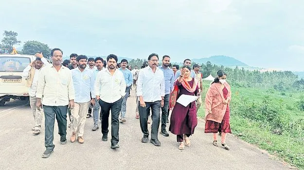 సీఎం పర్యటన ఏర్పాట్ల పరిశీలన
