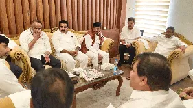 స్థానిక ఎన్నికల్లో గెలుపే లక్ష్యం కావాలి