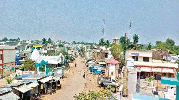 గ్రామపెద్దల మాటే శిరోధార్యం