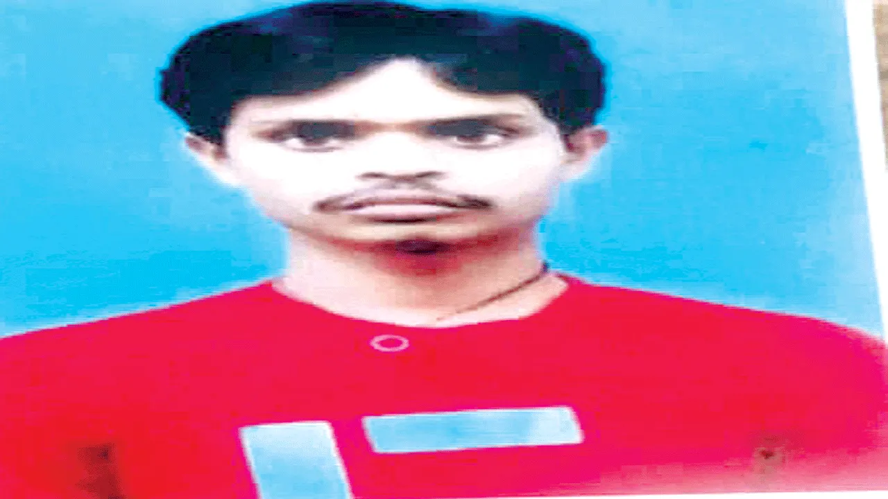 I am unable to save my son... కొడుకును కాపాడలేకపోతున్నా..