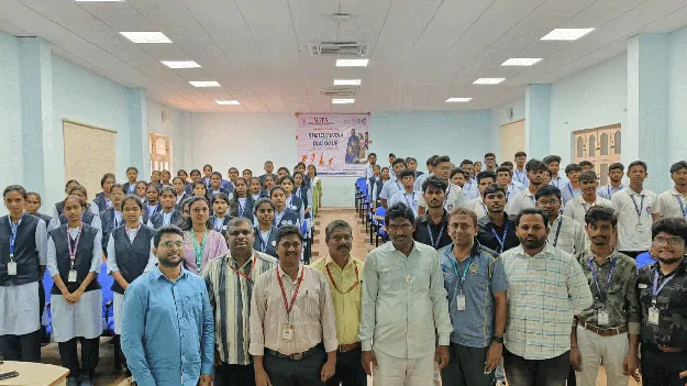 దేశ నిర్మాణంలో యువత భాగస్వామ్యం కీలకం
