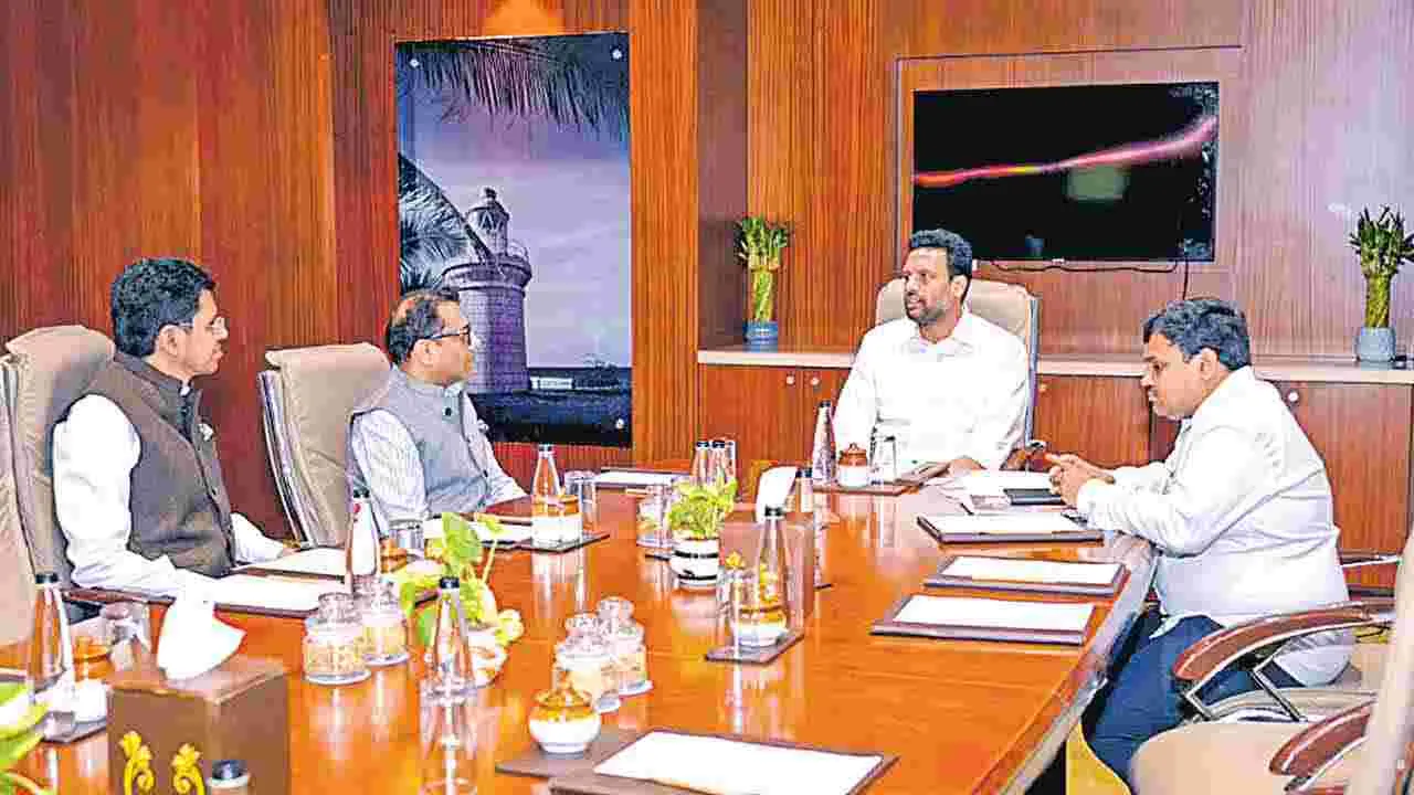 మూడు ప్రాంతాల్లో శ్రీ సిమెంట్స్‌ పెట్టుబడులు