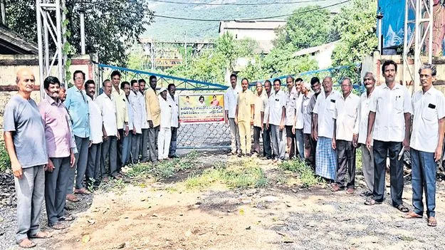 ‘షుగర్స్‌’ కార్మికులకు తీపికబురు