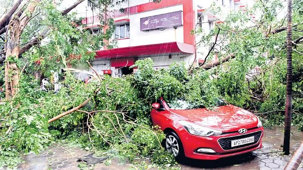 జనజీవనం అస్తవ్యస్తం