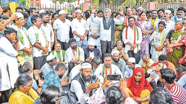తౌషిక్‌ మృతిపై సీబీఐతో దర్యాప్తు చేయించాలి