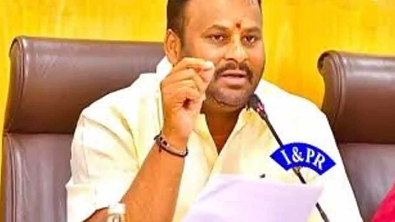 పెద్దిరెడ్డి అరాచకాలపై ప్రజలు తిరగబడుతున్నారు: మాల్యాద్రిపెద్దిరెడ్డి అరాచకాలపై ప్రజలు తిరగబడుతున్నారు: మాల్యాద్రి
