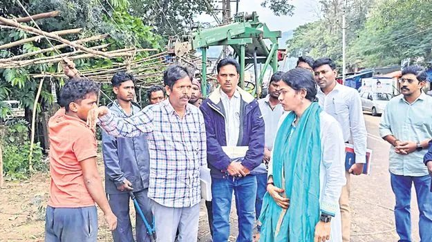 సహాయక చర్యల పరిశీలన 