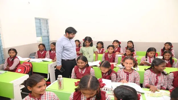 ప్రభుత్వ పాఠశాలల్లోనే నాణ్యమైన విద్య 