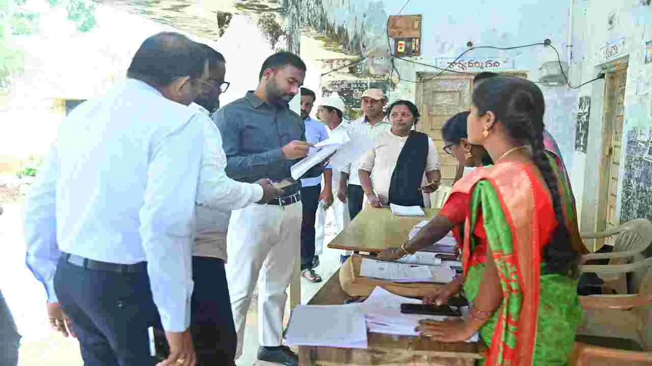 Jagtial: ఎస్‌ఐఆర్‌ ప్రక్రియను పకడ్బందీగా నిర్వహించాలి