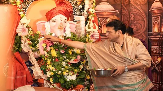 Peddapalli:  అందరూ సంతోషంగా జీవించాలి