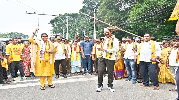 నగరవాసుల రుణం తీర్చుకుంటా